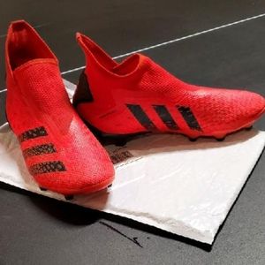 adidas Predator Freak .3 Laceless FG Soccer Cleats